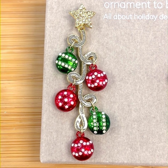 Brand New BaubleBar Christmas Ornaments Tree Stars Red Green Drop Earrings - Picture 5 of 13